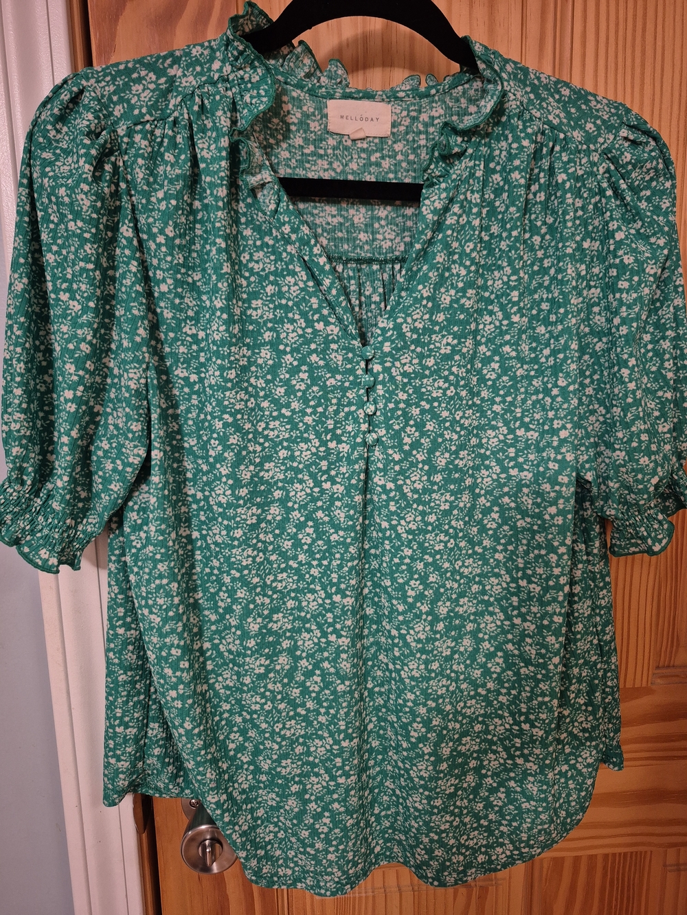 MELLODAY Green Mini Floral Ruffle Neck Blouse